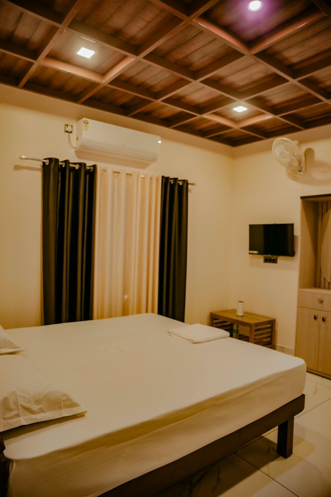 Premium Lake View Room with Sunset Views